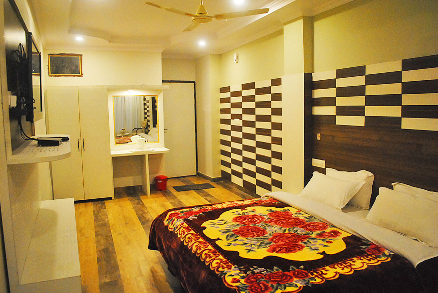 Classic hotel rooms mcleodganj